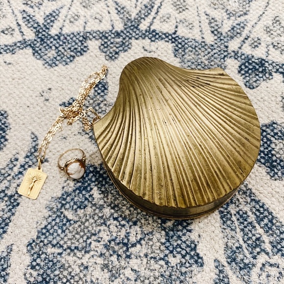 Vintage Other - Vintage Solid Brass Clamshell Seashell Jewelry Box